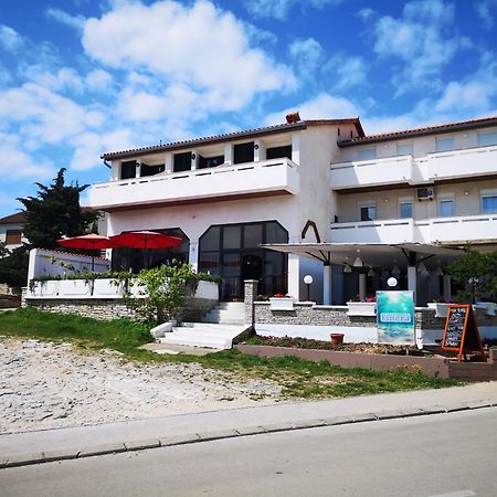 Villa Finera Premantura Eksteriør billede