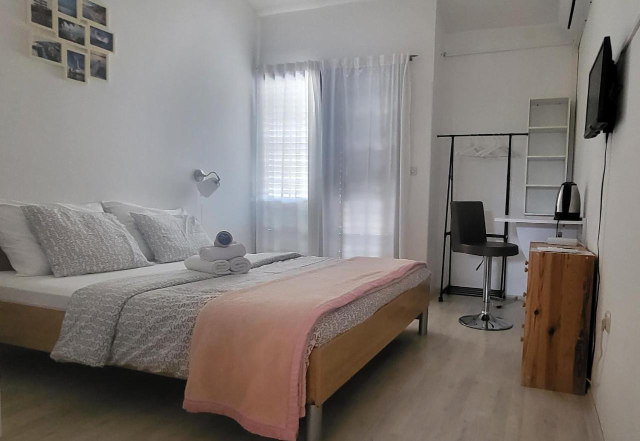 Villa Finera Premantura Eksteriør billede