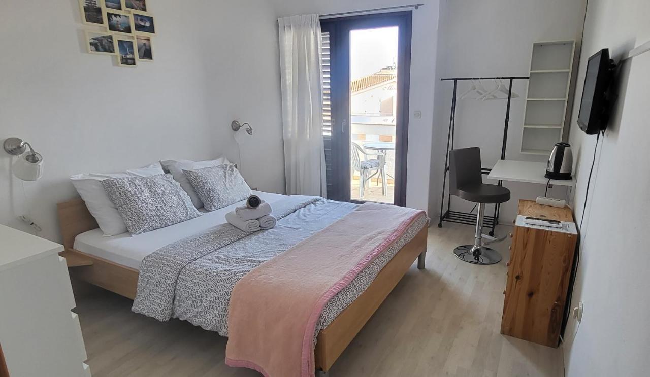 Villa Finera Premantura Eksteriør billede