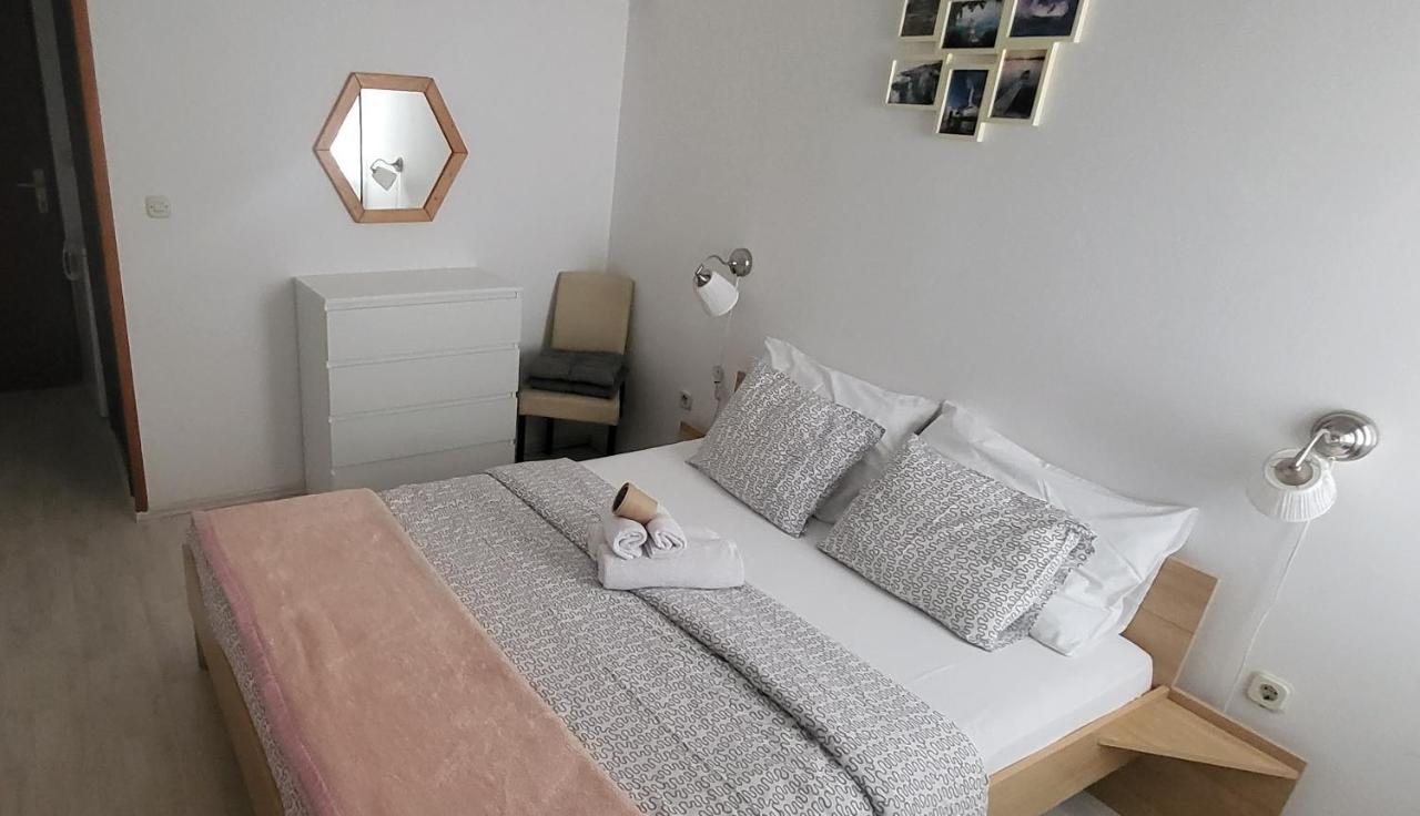 Villa Finera Premantura Eksteriør billede